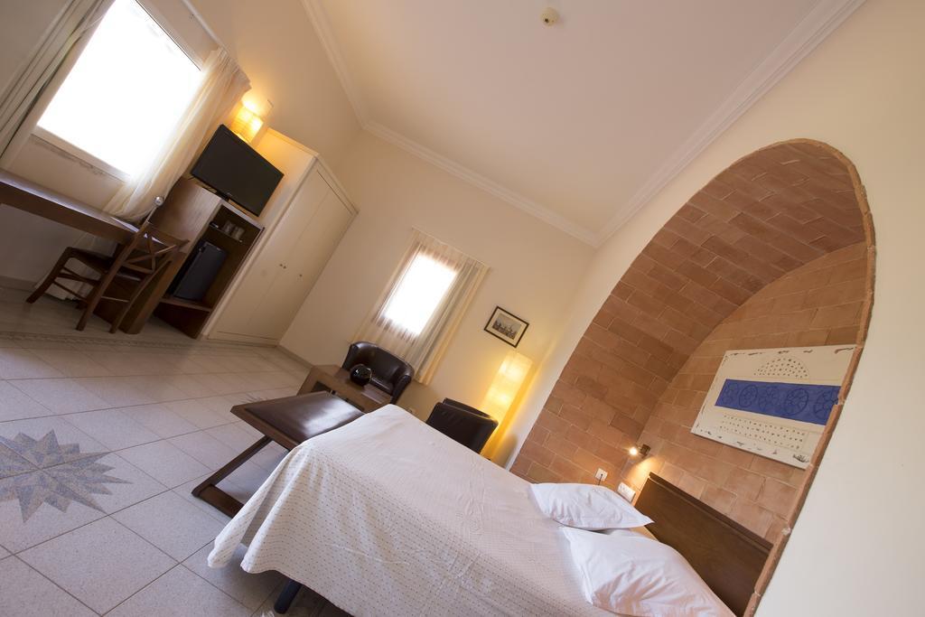 Hotel Cal Naudi لي كاز دالكانار المظهر الخارجي الصورة