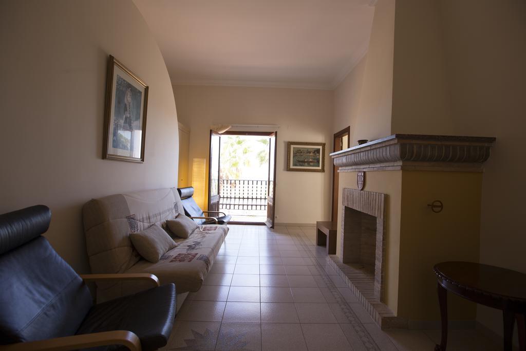 Hotel Cal Naudi لي كاز دالكانار المظهر الخارجي الصورة